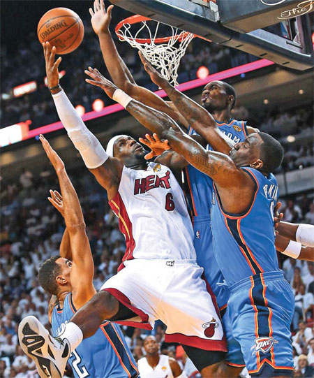 Heat beat Thunder to move a win away from NBA title