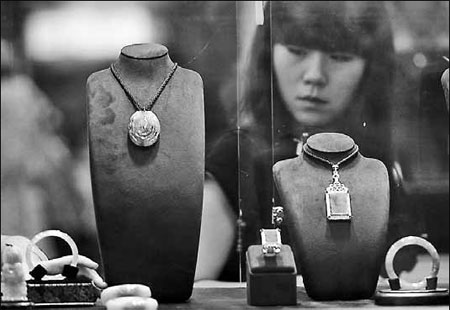 Fixing luxury items takes off as a business