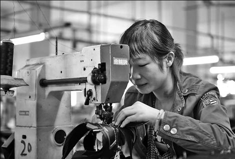 Nation's shoemakers search for survival strategies