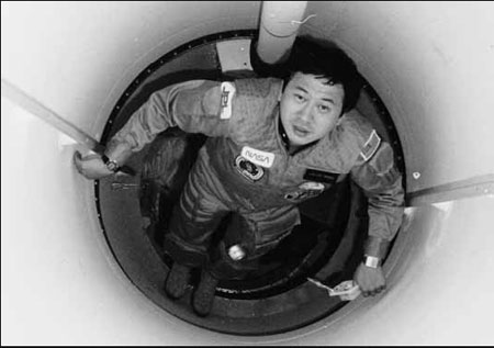 First Chinese in orbit reminisces