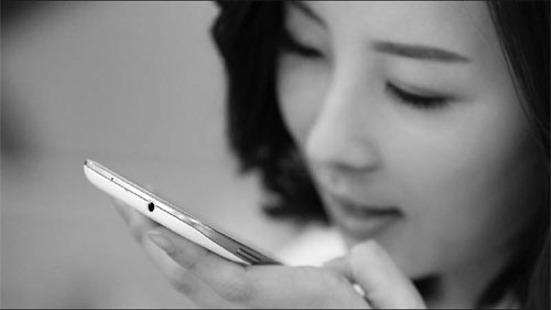 Low-end smartphone fight