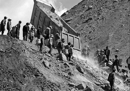 Chinese mining seeks investors