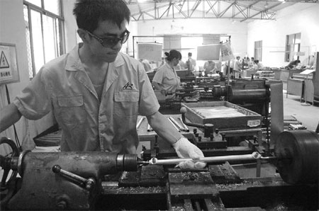 Grads should take blue-collar work