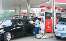 Oil demand declines in June for first time in three years