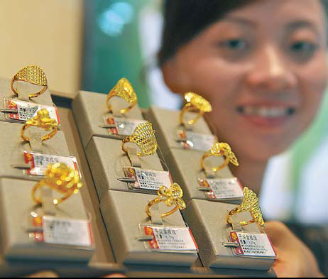 Gold loses luster in domestic market
