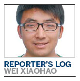 Disaster poses challenges to photographer