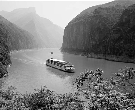 Global economic woes hit Yangtze River cruise industry