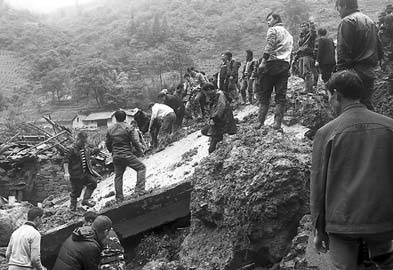 18 students confirmed dead in horror landslide in Yunnan