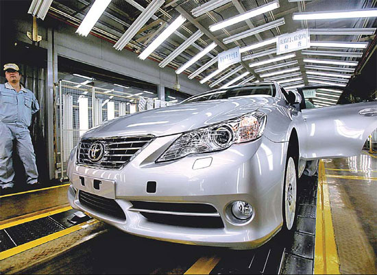 Toyota stalls assembly line plans