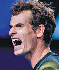 Murray floors Federer in five-set thriller