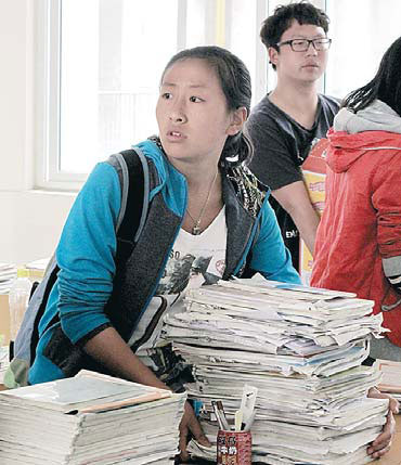 Quake offers lessons in rebuilding lives