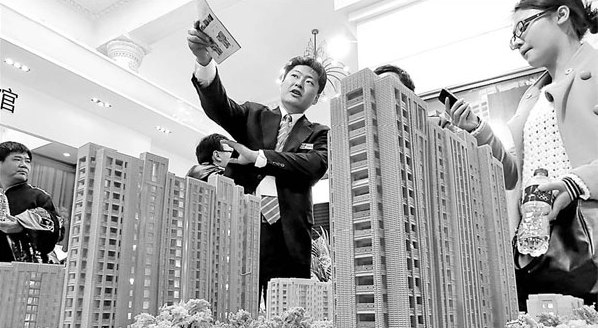 Shanghai housing market rallies to best 1H in 2 years