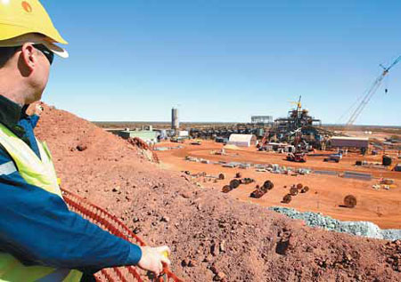 Business holds up for Minmetals arm