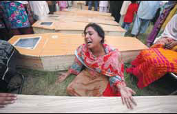 Christians denounce bombings at Pakistan church as death toll hits 81