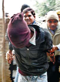 2 arrested in tourist gang rape, more being sought