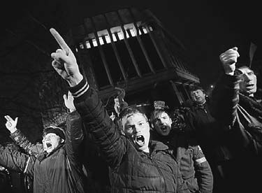 Kiev accuses Moscow of 'invasion'