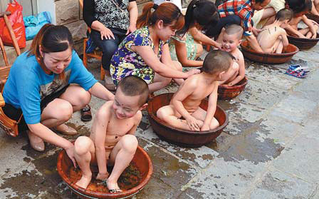 Dragon boat delights