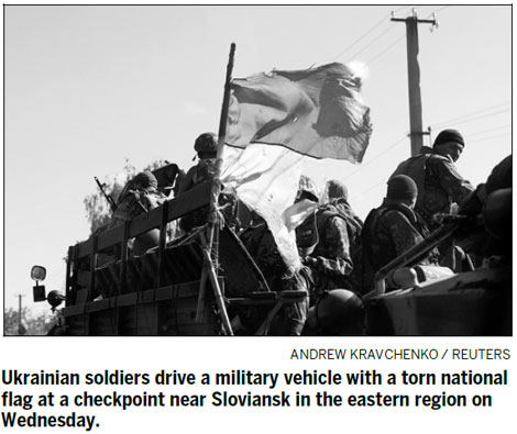 Ukraine shakes up top brass to crush rebels