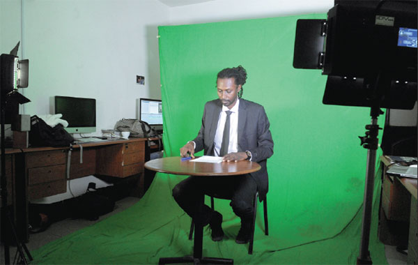 Rap reporters give hip-hop twist to news