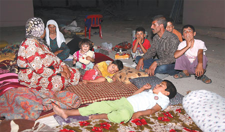 500 Yazidis killed, some buried alive by militants