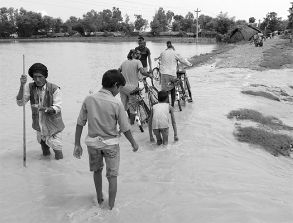 Nepal floods kill 101 as cholera outbreak fears mount