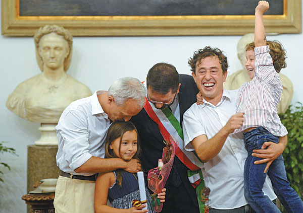 Rome mayor recognizes same-sex marriages, irking interior minister