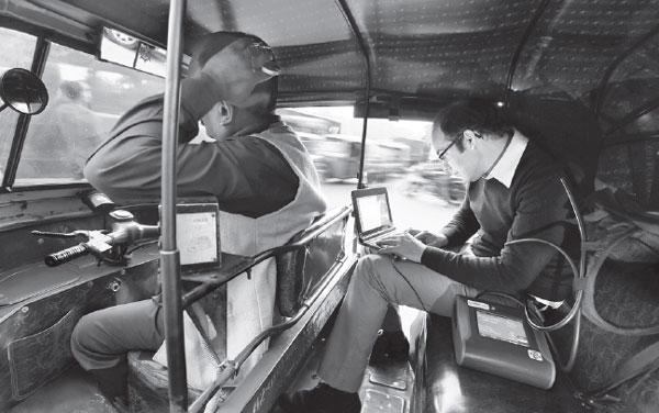 Scientist exposes New Delhi's air quality