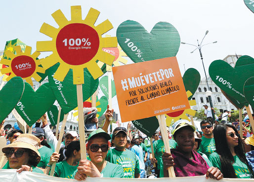 Slow progress as climate talks head into final day