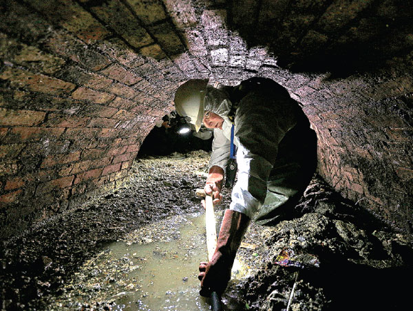 'Fatbergs' from cooking oil blocking London's sewers