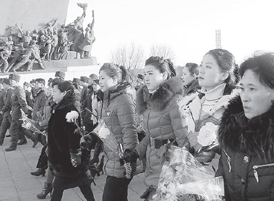 Huge crowds mourn late DPRK leader