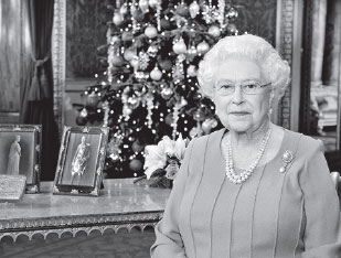 Royals pay annual Christmas tributes