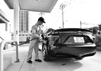 Free patents to shake up fuel cell car sector