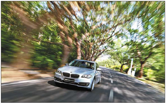 <FONT color=#3366ff>Auto Special:</FONT> BMW 530Le drives forward new energy vision