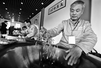 Company sued for use of 'Longjing' trademark