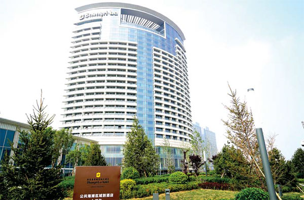 Shangri-La's service makes days by the sea special