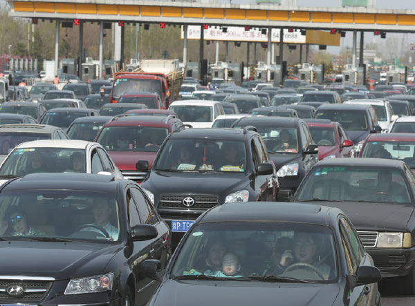 Beijing considers congestion charging to alleviate traffic ills