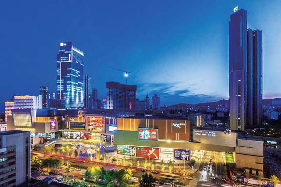 Firms line up to move into China Resources Building