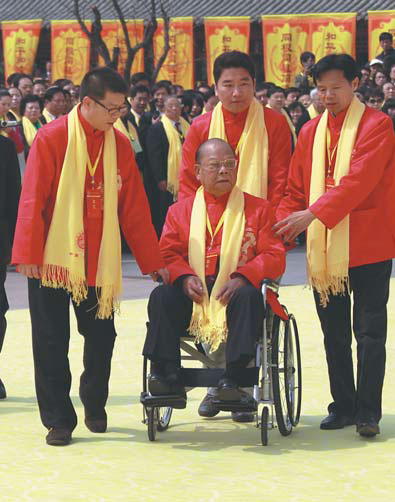 Ceremony helps Chinese 'find cultural identity'