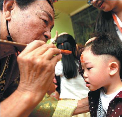 Dragon Boat Festival flourishes