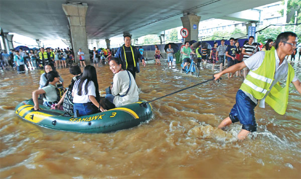 On the front lines of china's flood battle