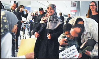 Travelers head to US after ruling