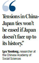 Abe's gift to shrine 'strongly opposed'