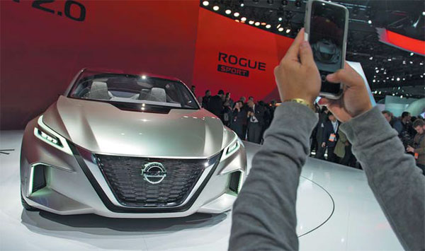Big US auto discounts are bane to Asian carmakers' profits