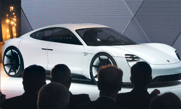 Porsche promises bigger electric lineup by 2025