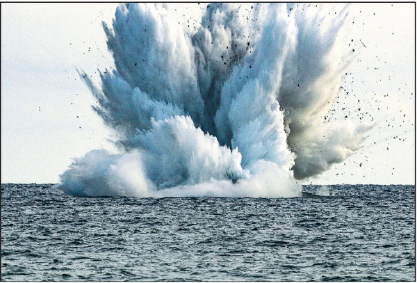 Eurofighter crashes at air show, pilot dead