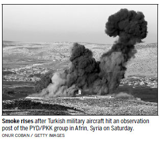 Turkish forces push into Syria