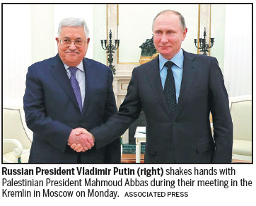 Abbas meets Putin in push for support