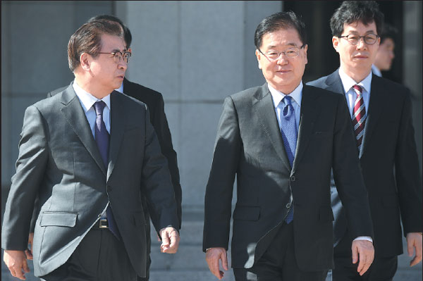 ROK delegation meet with DPRK top leader