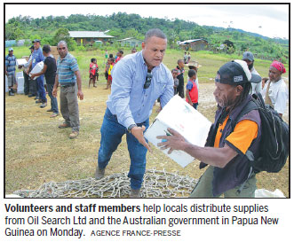 Aftershock rattles quake-hit PNG