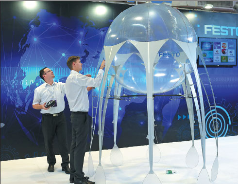 Capital further opens up service sector to draw overseas investors